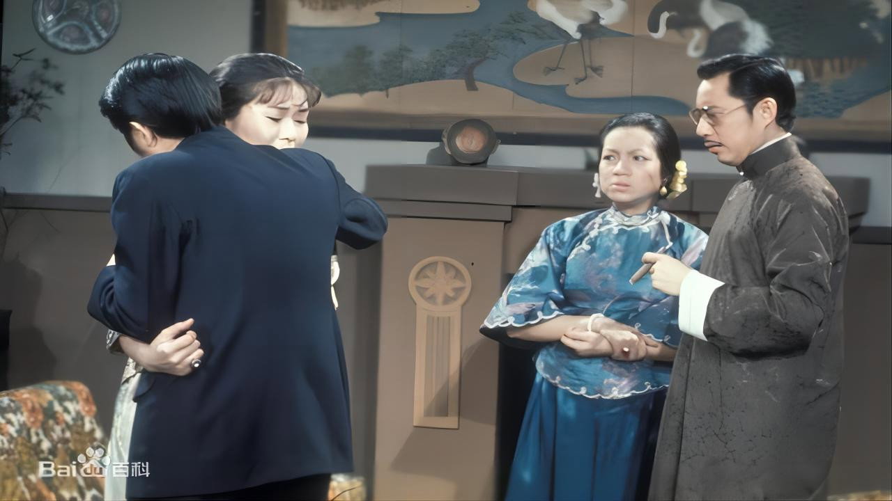 啼笑因缘 backdrop