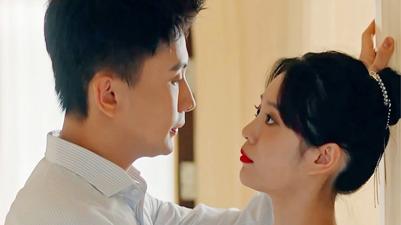 哎呀，皇后娘娘来打工 backdrop