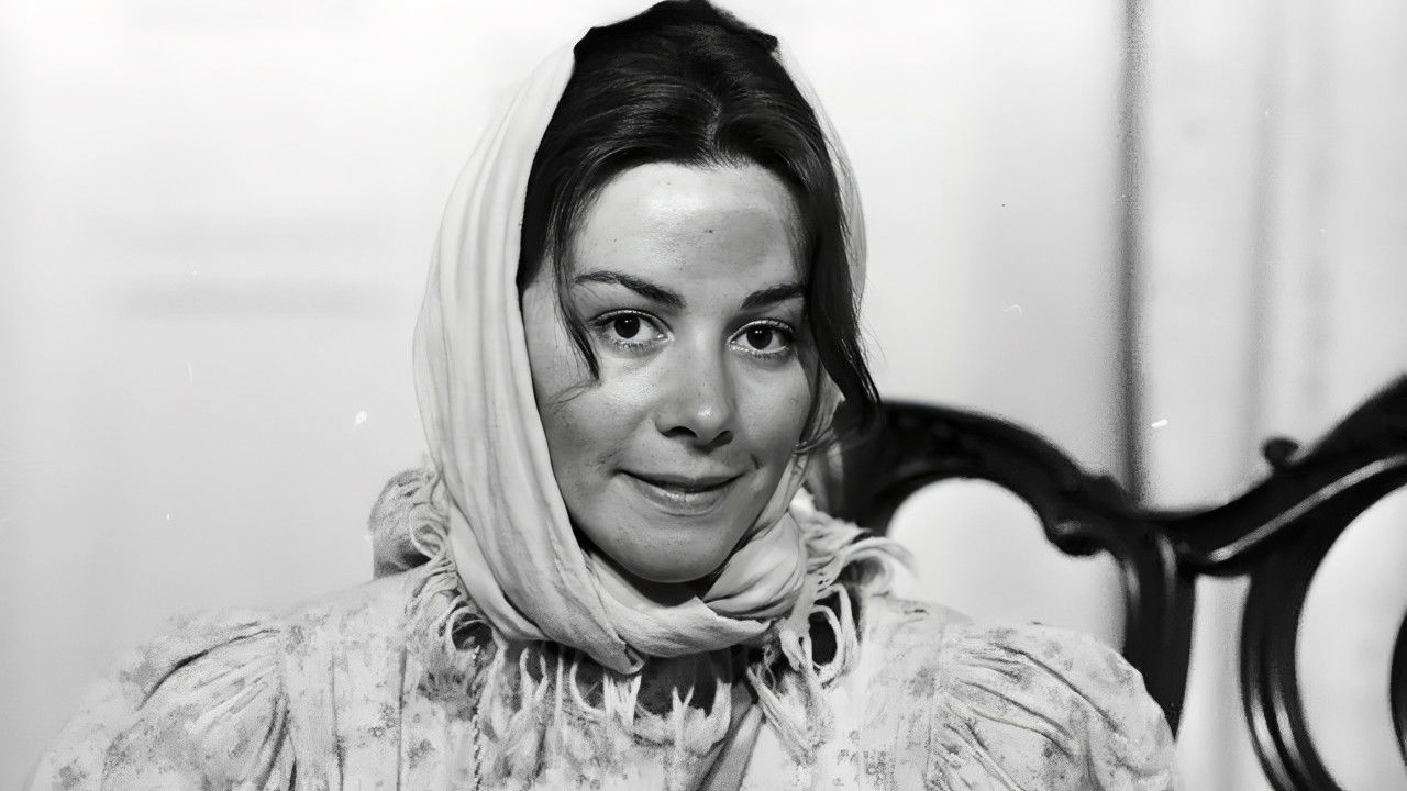 Maria, Maria backdrop