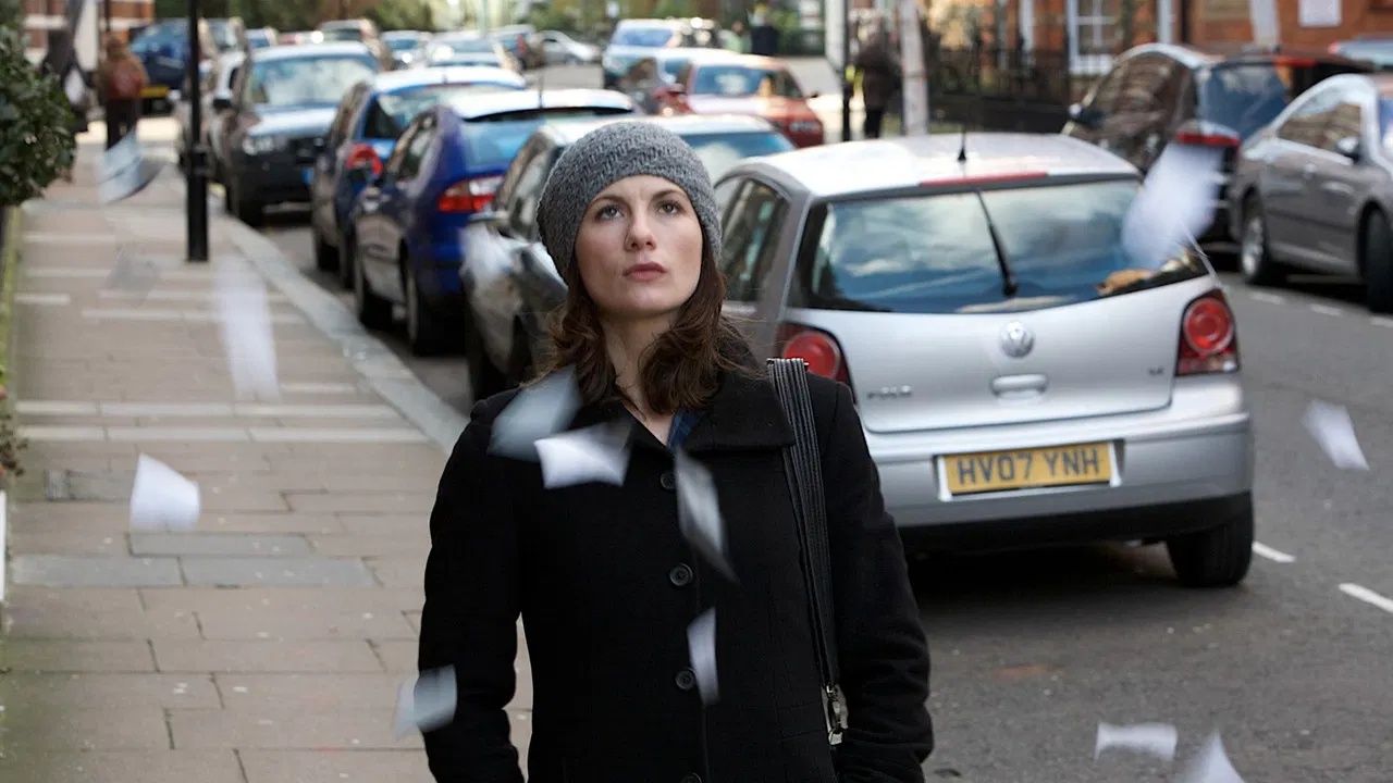 A Thousand Kisses Deep backdrop