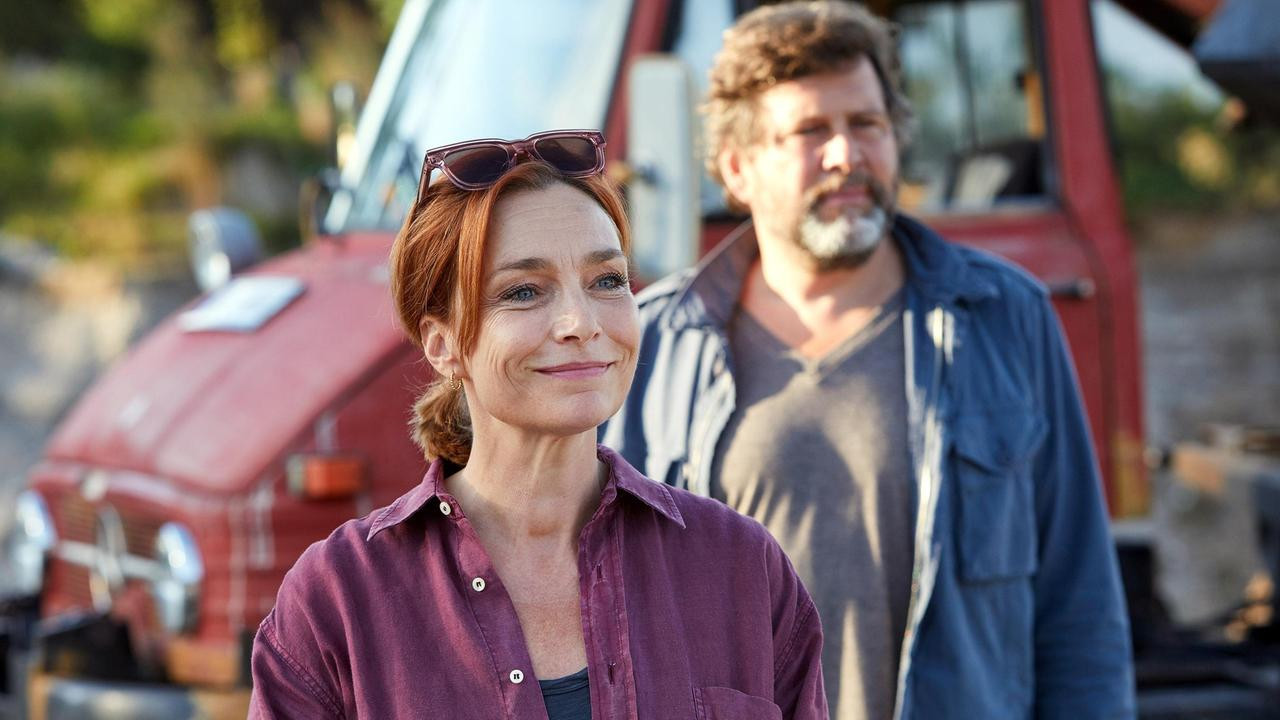 Zimmer mit Stall - Schwiegermutter im Anflug backdrop