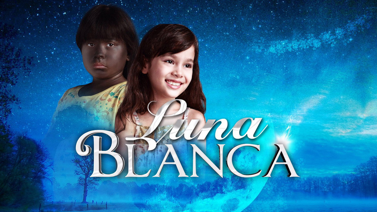 Luna Blanca backdrop