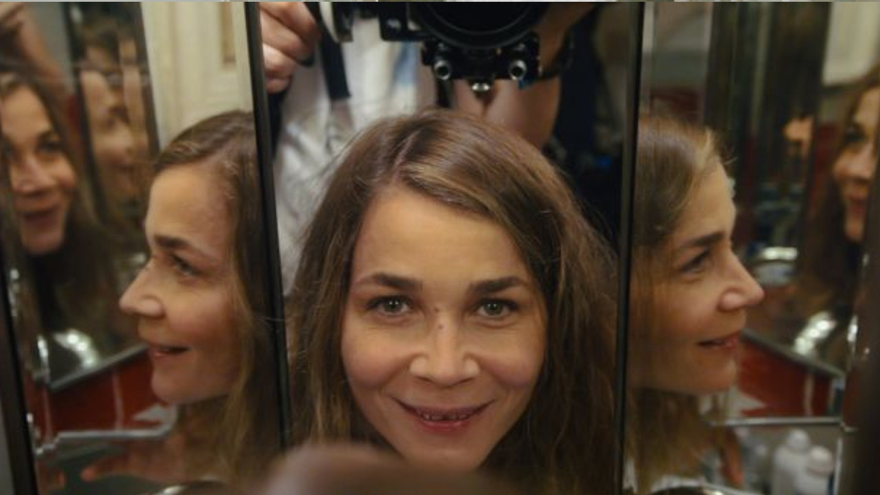 La Meilleure Version de moi-même backdrop