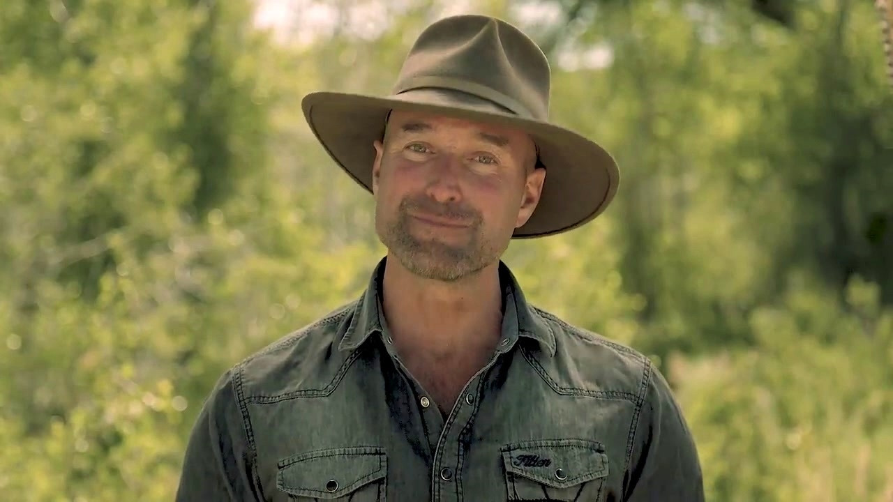 Bushcraft Build-Off backdrop