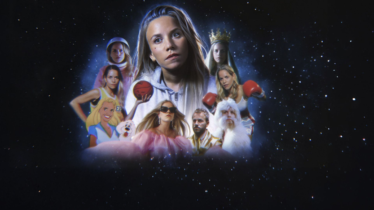 D'autres que moi backdrop