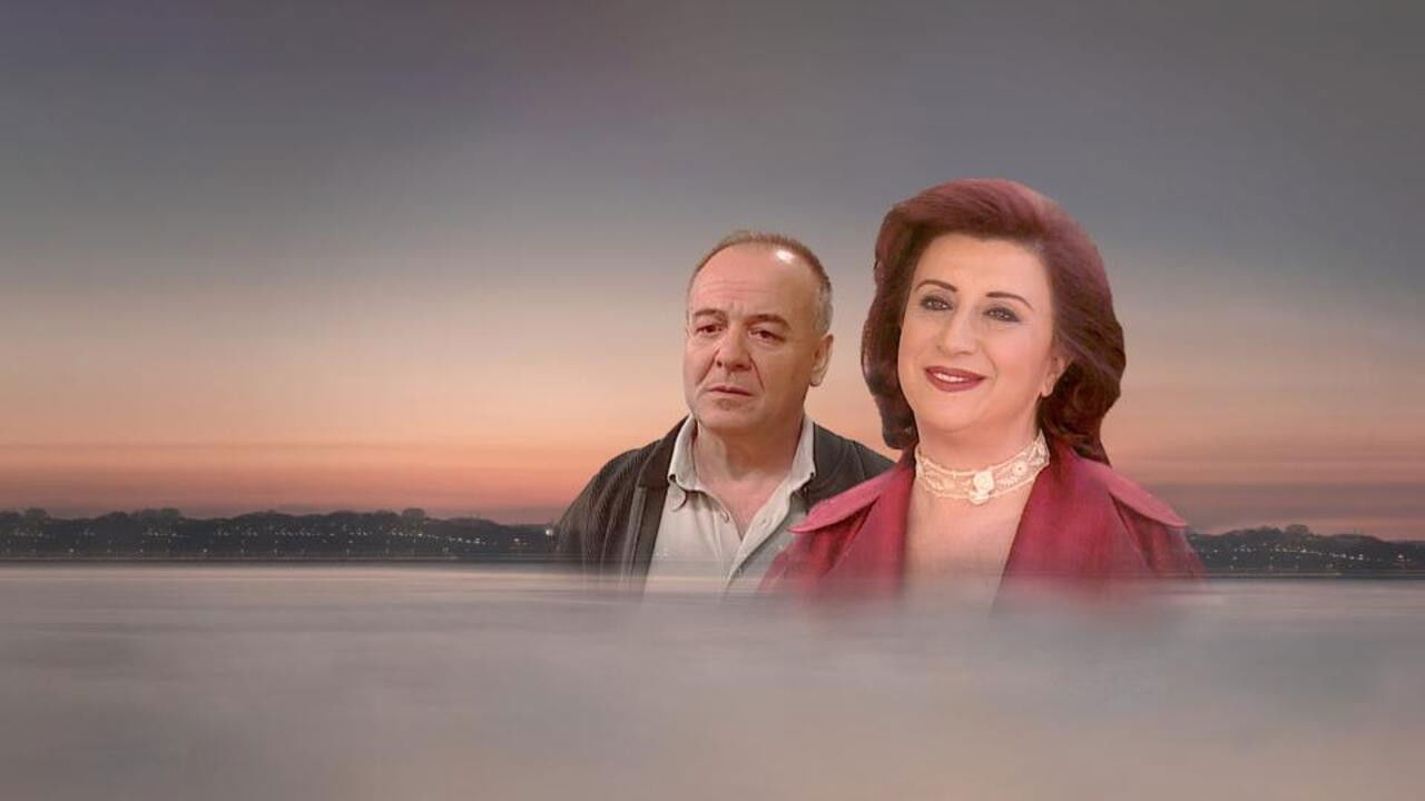 Üzgünüm Leyla backdrop