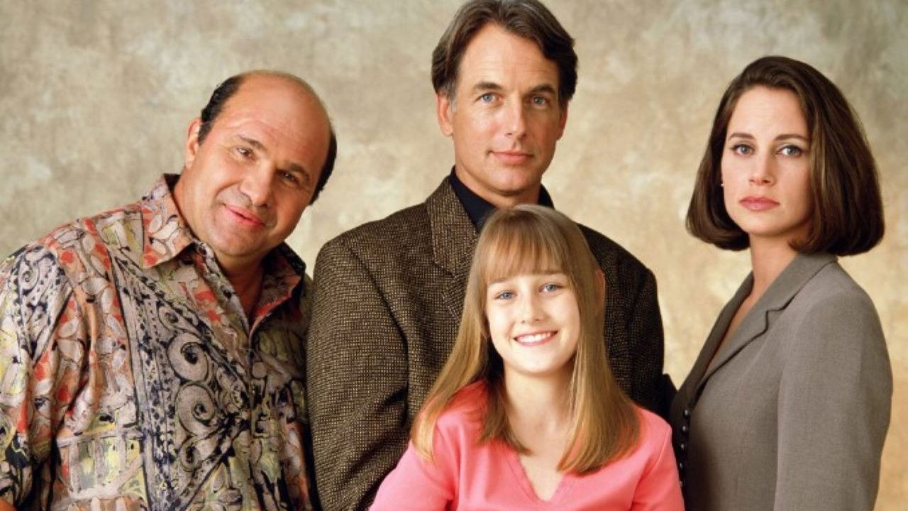 Charlie Grace backdrop