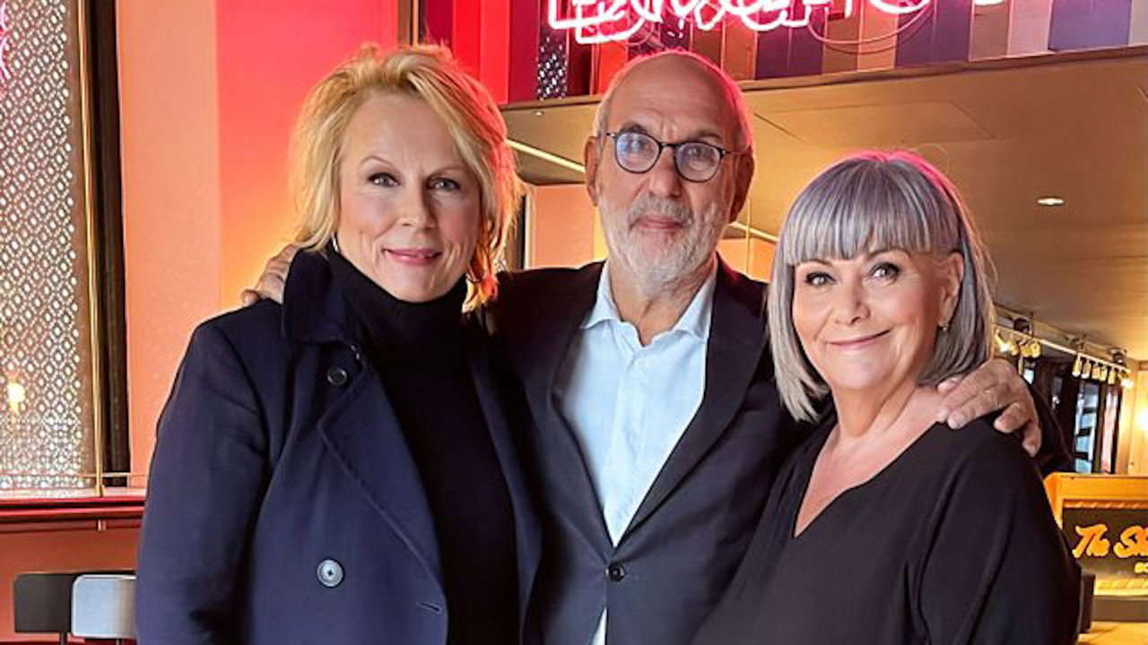 imagine... French & Saunders: Pointed, Bitchy, Bitter backdrop