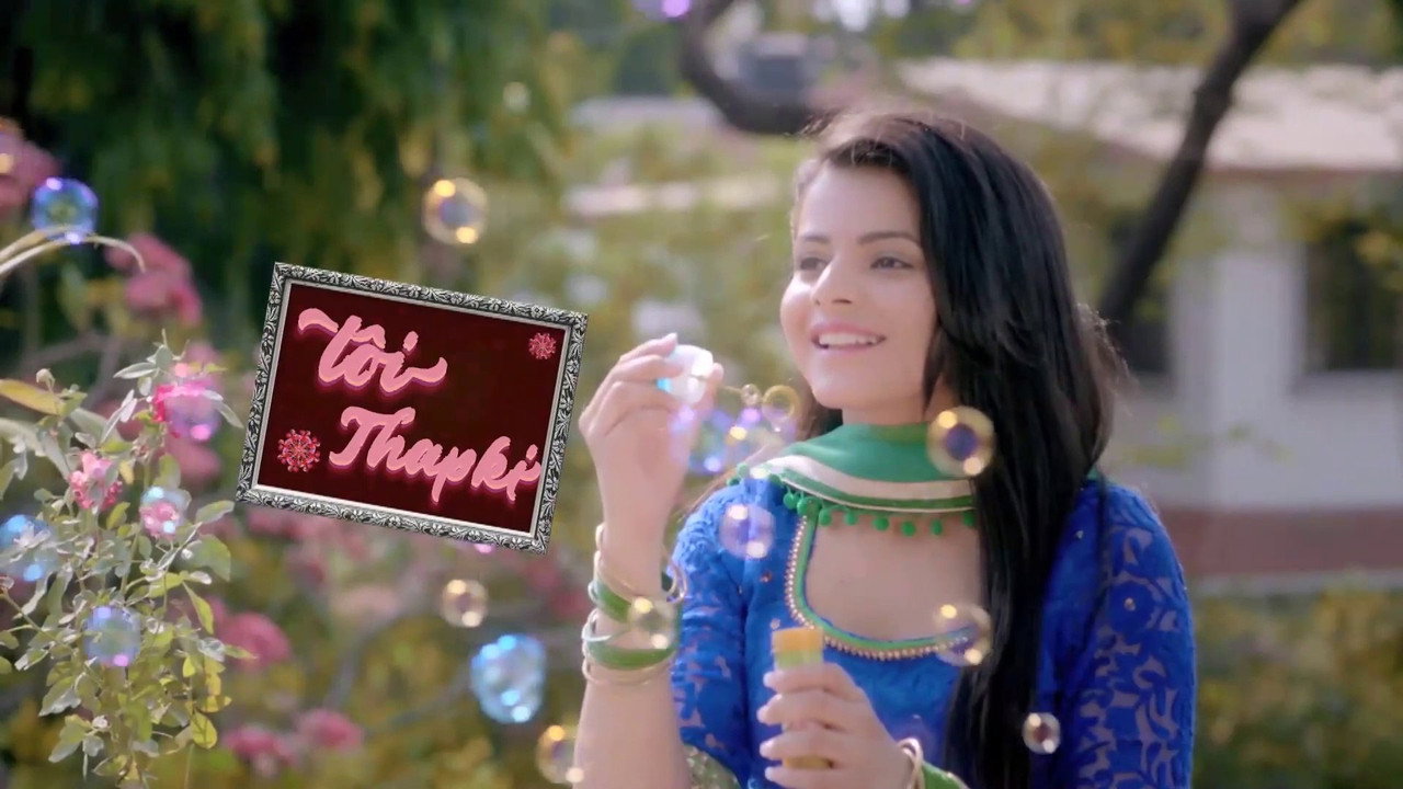 Adorer Chowa backdrop