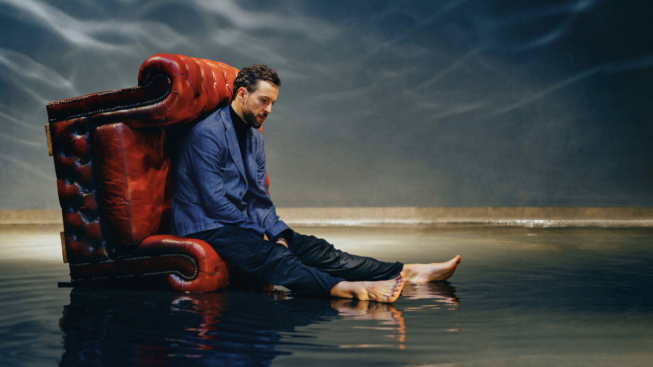 Tarakāni tavā galvā backdrop