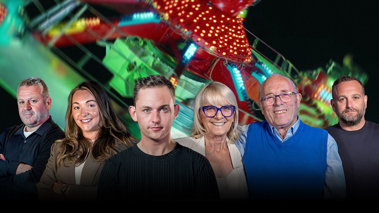 Showpeople: Licensed to Thrill backdrop