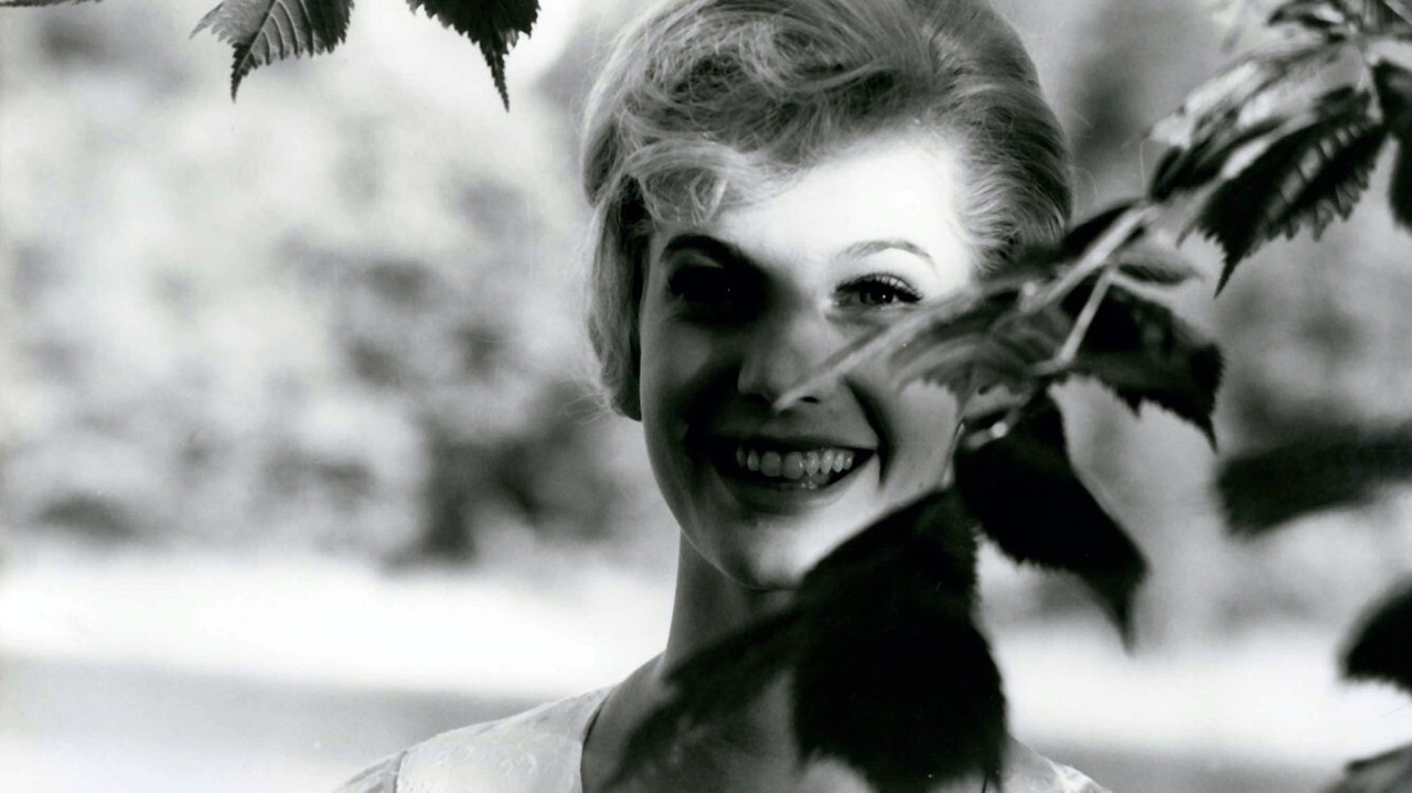 Ljuvlig är sommarnatten backdrop