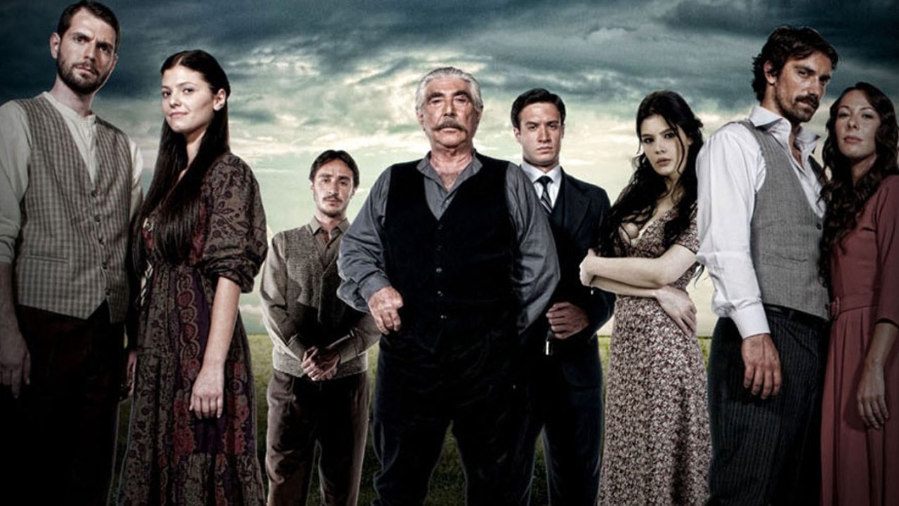 The Karadag Family backdrop