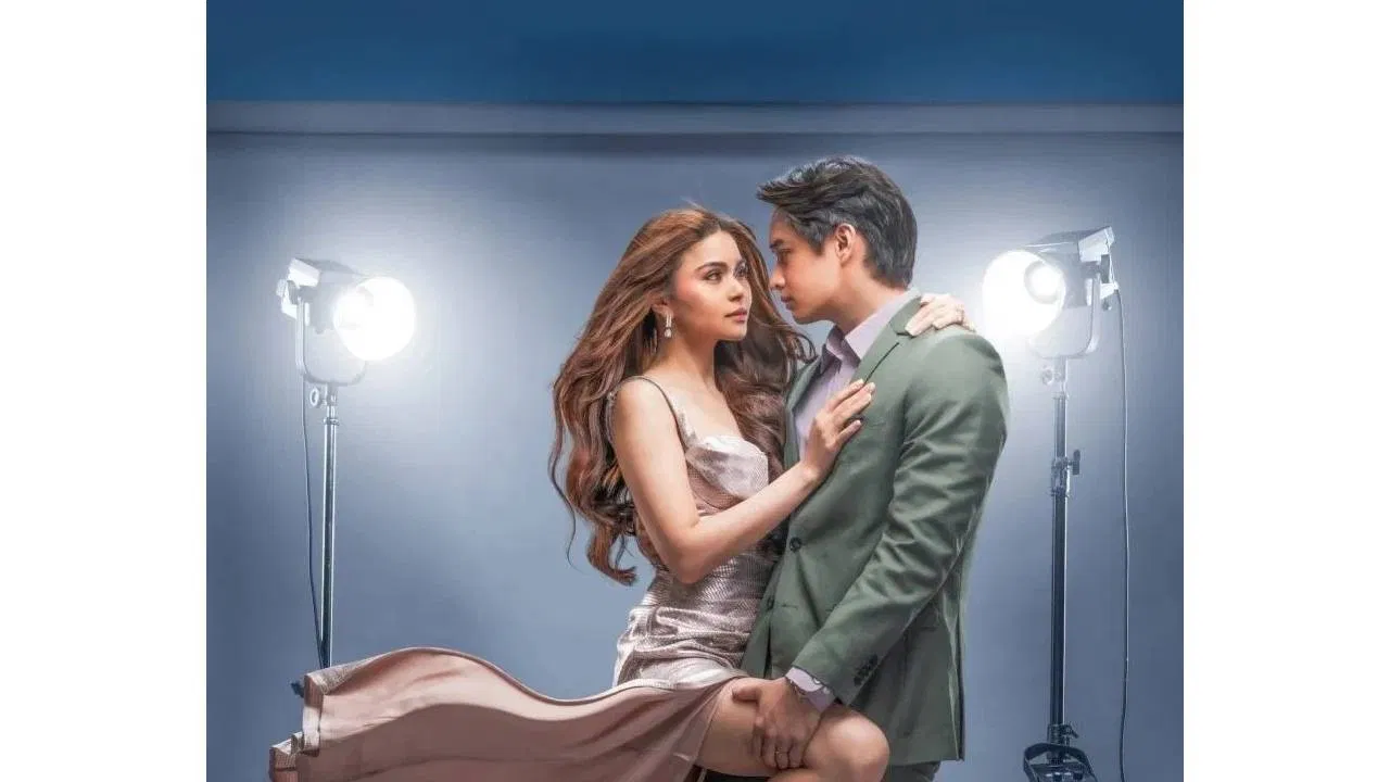 Avenues of the Diamond backdrop