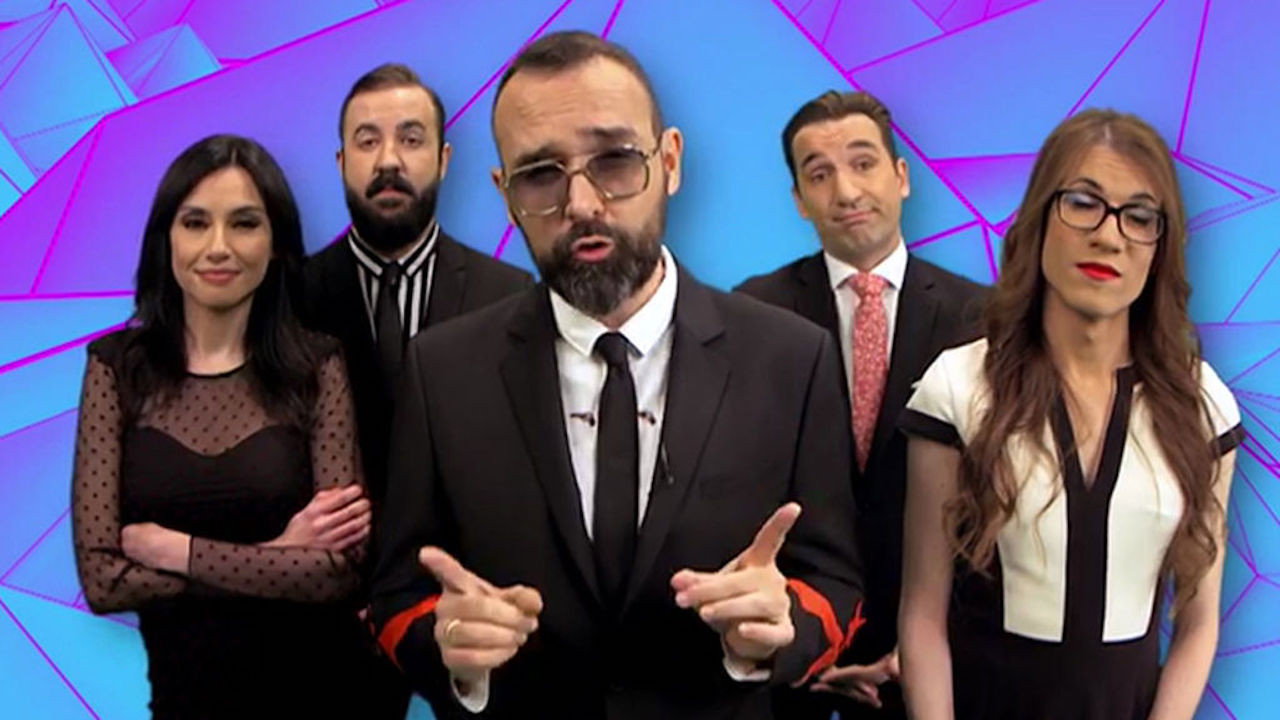 Todo es Mentira backdrop