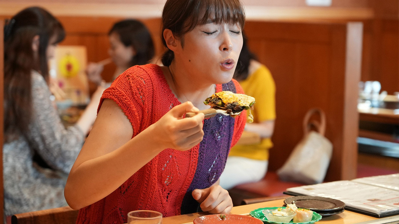 Heartbreak on a Plate backdrop