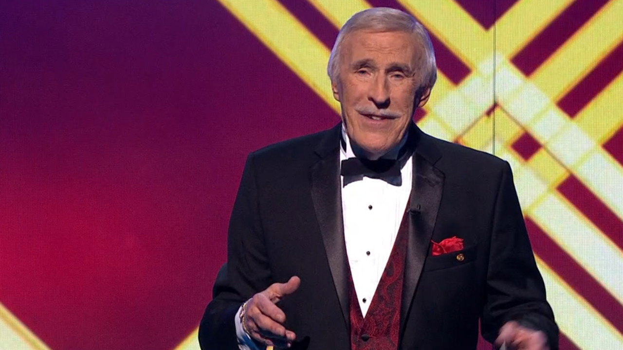 Bruce's Hall of Fame backdrop