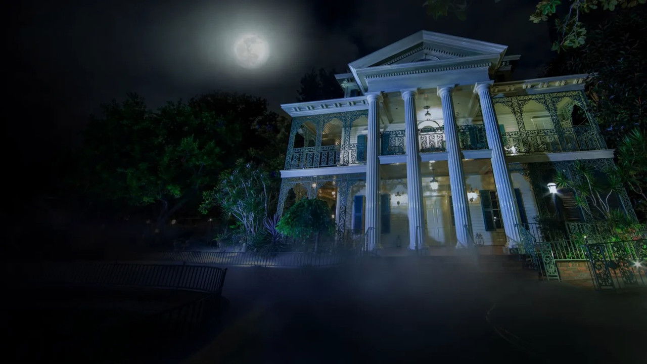 Haunted Mansion | Disneyland Resort backdrop