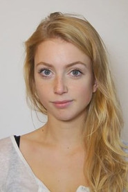 Photo of Ali Zijlstra as Sales girl