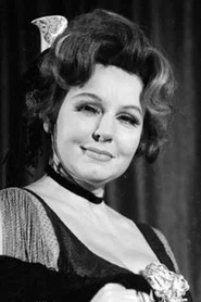 Photo of Zoya Zelinskaya as Юлия
