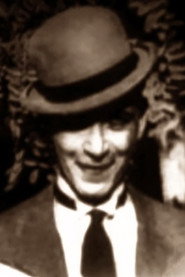 Photo of Nikolaos Sfakianos as Villar