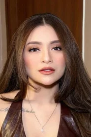 Photo of Nathalie Holscher as Putri Kusuma Ratih