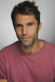 Photo of Roy Miller as Mike Harari