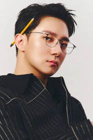 Photo of Kim Ddol-ddol as Assistant MC