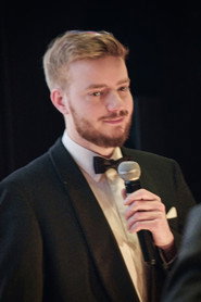 Photo of Carl-Victor Krüger as Jean