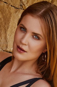 Photo of Angelina Robihood