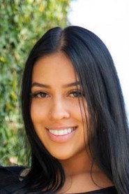 Photo of Jenny Tovar