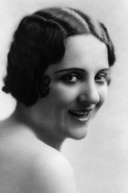 Photo of Dolores Cassinelli as Carlotta