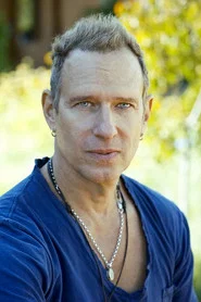 Photo of Loren Haynes as Steve the Robot