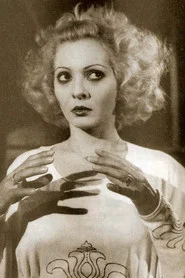 Photo of Doris Wells as Asunción