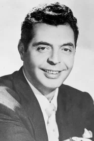 Photo of Antonio Badú as Elías Arnoff