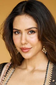 Photo of Sonam Bajwa as Olivia