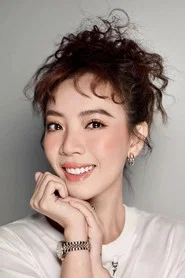 Photo of Thu Trang as Mưa