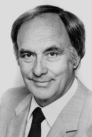Photo of Yves Létourneau as Dr Gagnon