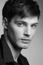 Photo of Daniel Fraser as Lieutenant Jonathan Bradshaw