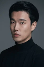 Photo of Kim Hee-su as Agent