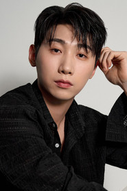 Photo of Yu Seong-yong as Producer Ahn