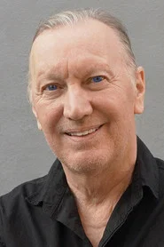 Photo of Pier Noli as Philippe Martel