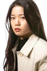 Photo of Im Jee-ho as Yi-jung