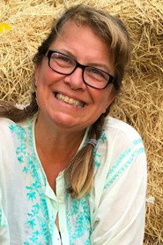 Photo of Jacqueline Dandeneau as Mary