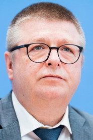 Photo of Thomas Haldenwang as Self - Interviewee
