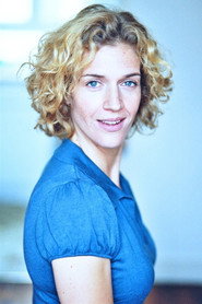 Photo of Vladys Muller as La voisine