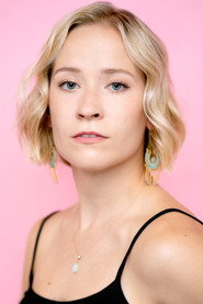 Photo of Anna Krempholtz as Elena