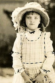 Photo of Josephine Adair as Young Joan (uncredited)