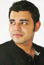 Photo of Óscar López as Gerardo Casasola