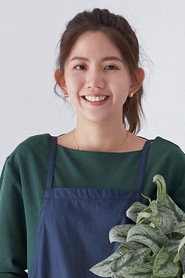 Photo of Chen Ai-Ling as David's Girlfriend